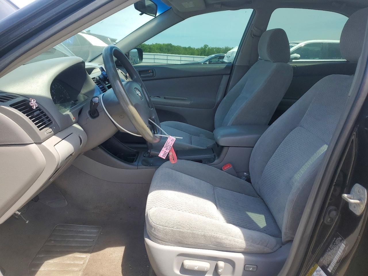 2004 TOYOTA CAMRY