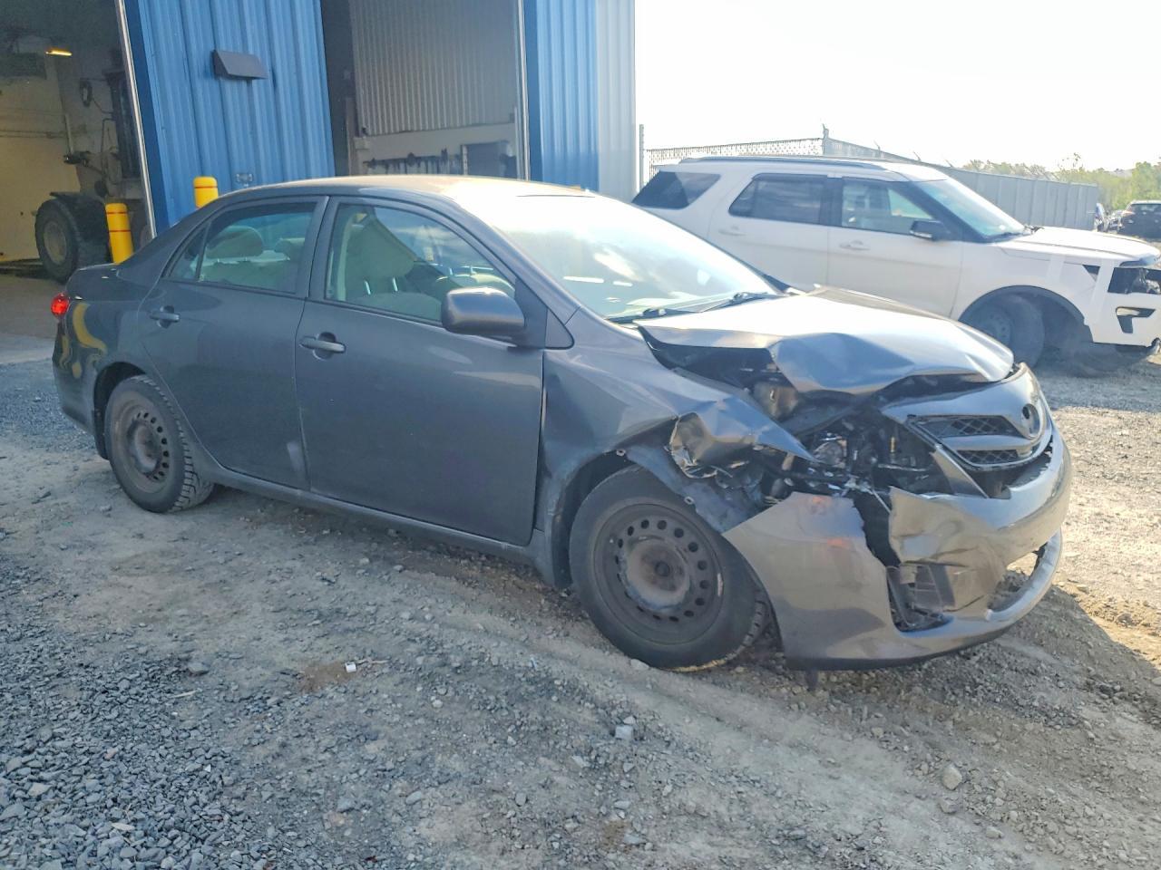 2011 TOYOTA COROLLA