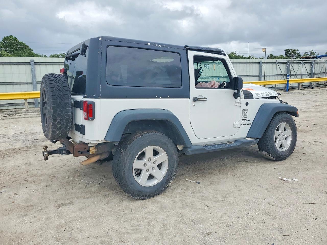 2016 JEEP WRANGLER
