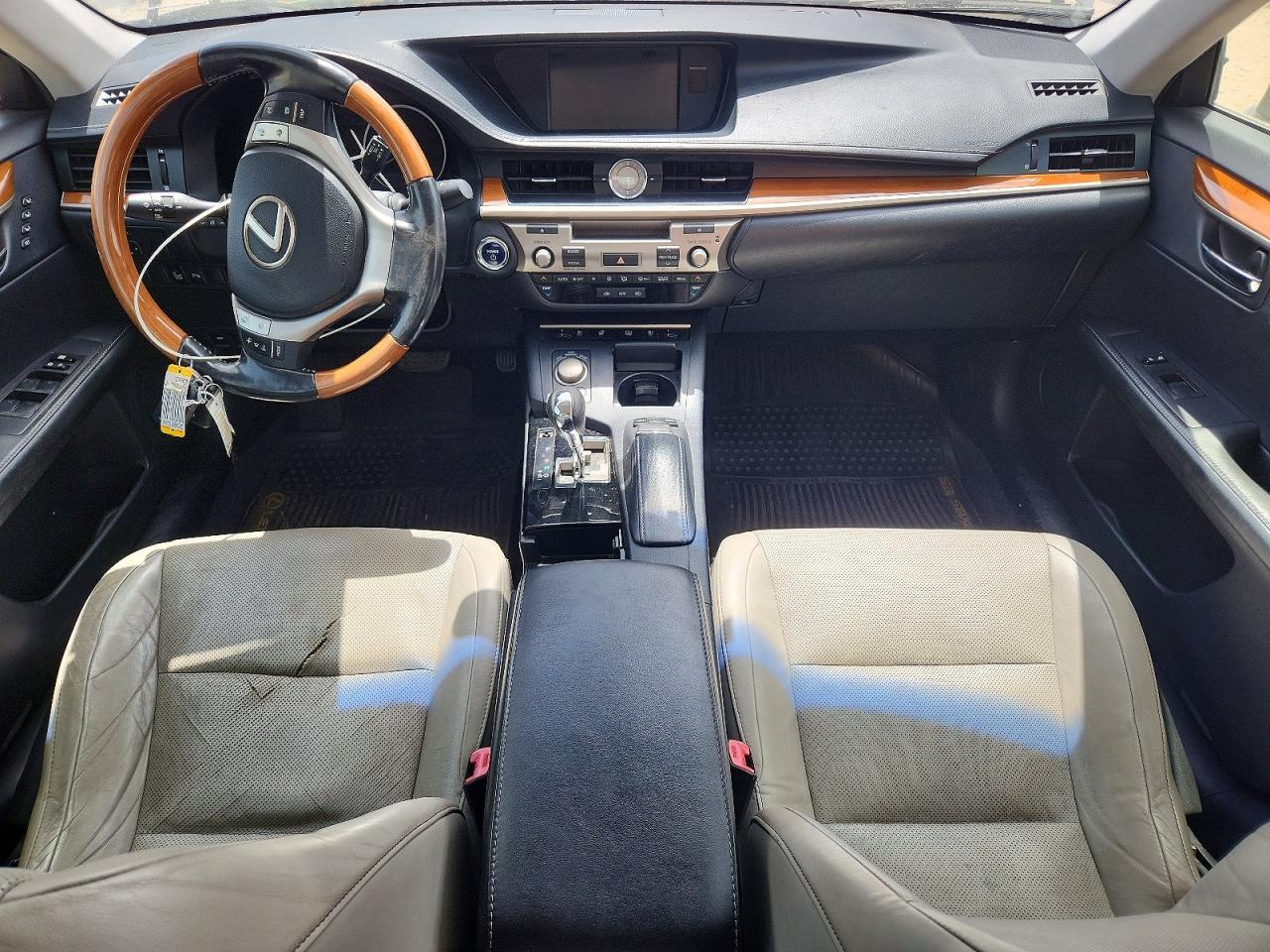 2013 LEXUS ES 300H