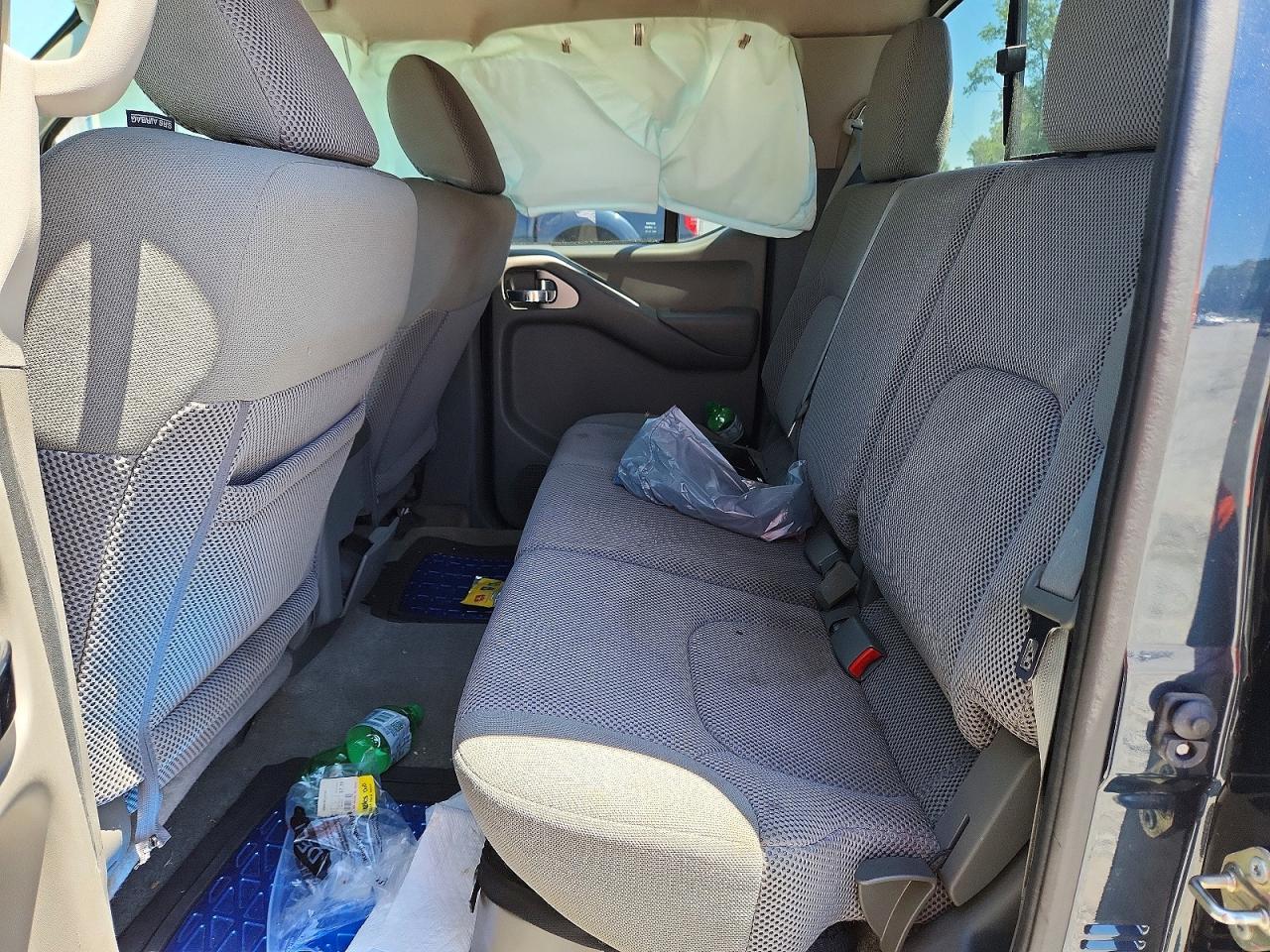 2017 NISSAN Frontier