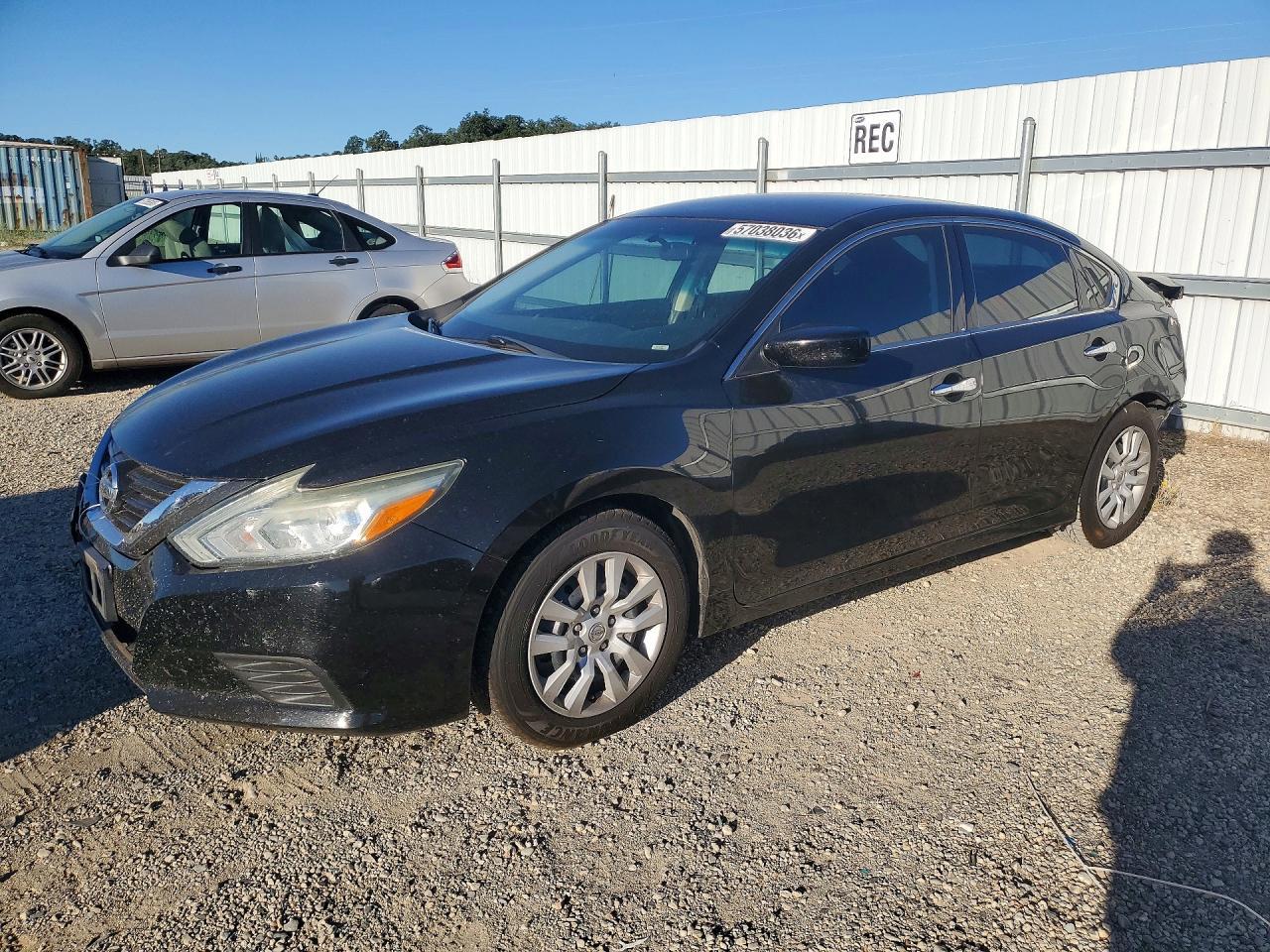2017 NISSAN ALTIMA