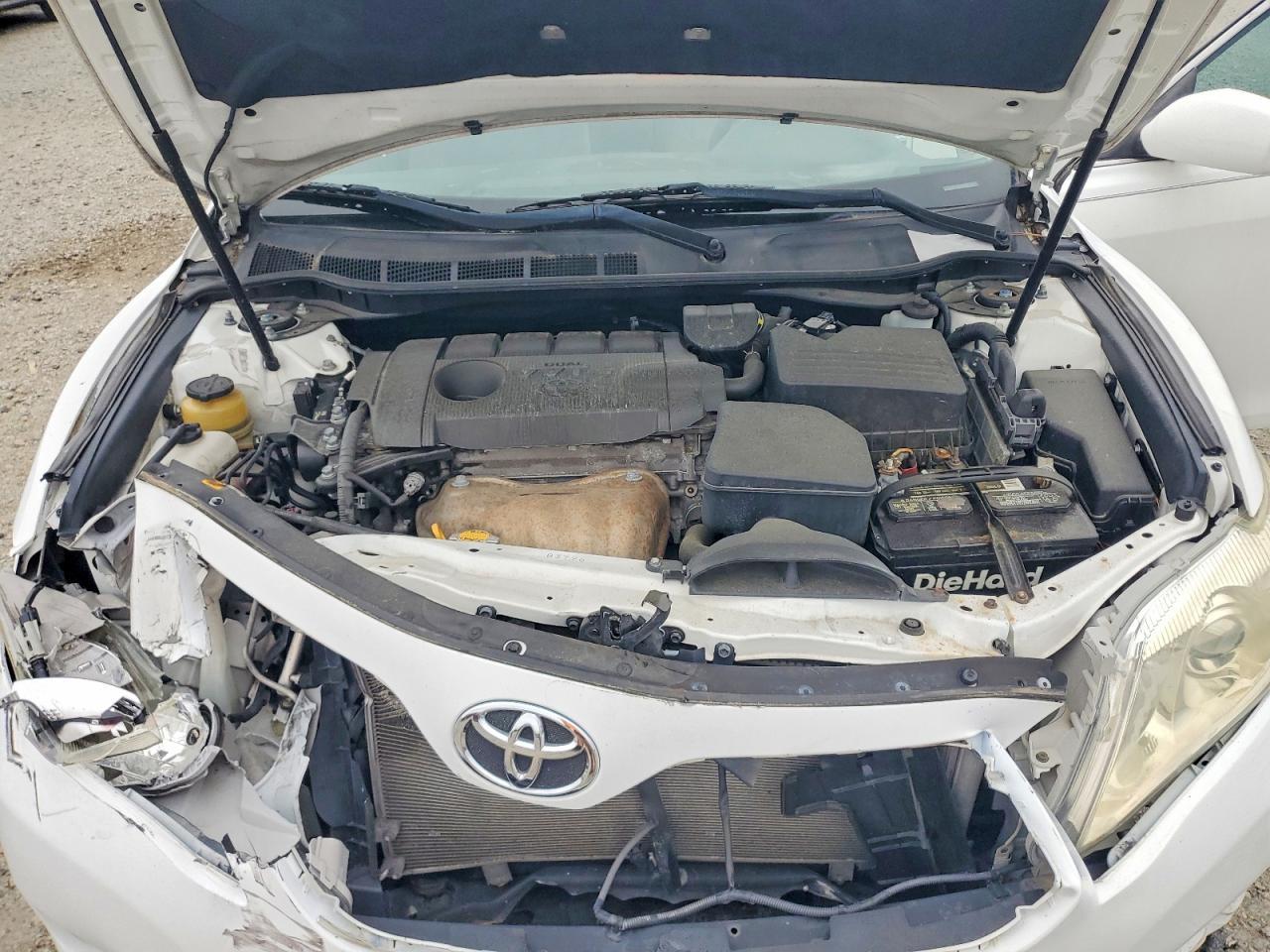 2011 TOYOTA CAMRY
