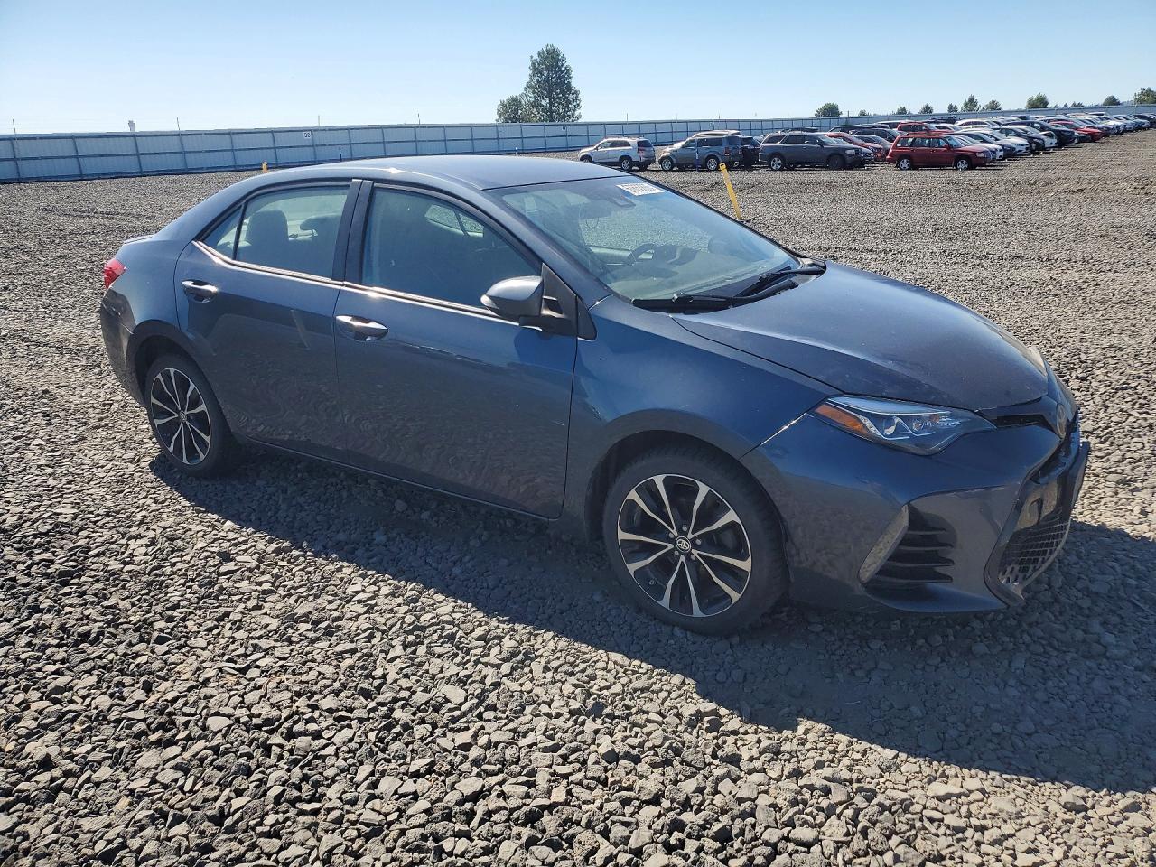 2017 TOYOTA COROLLA
