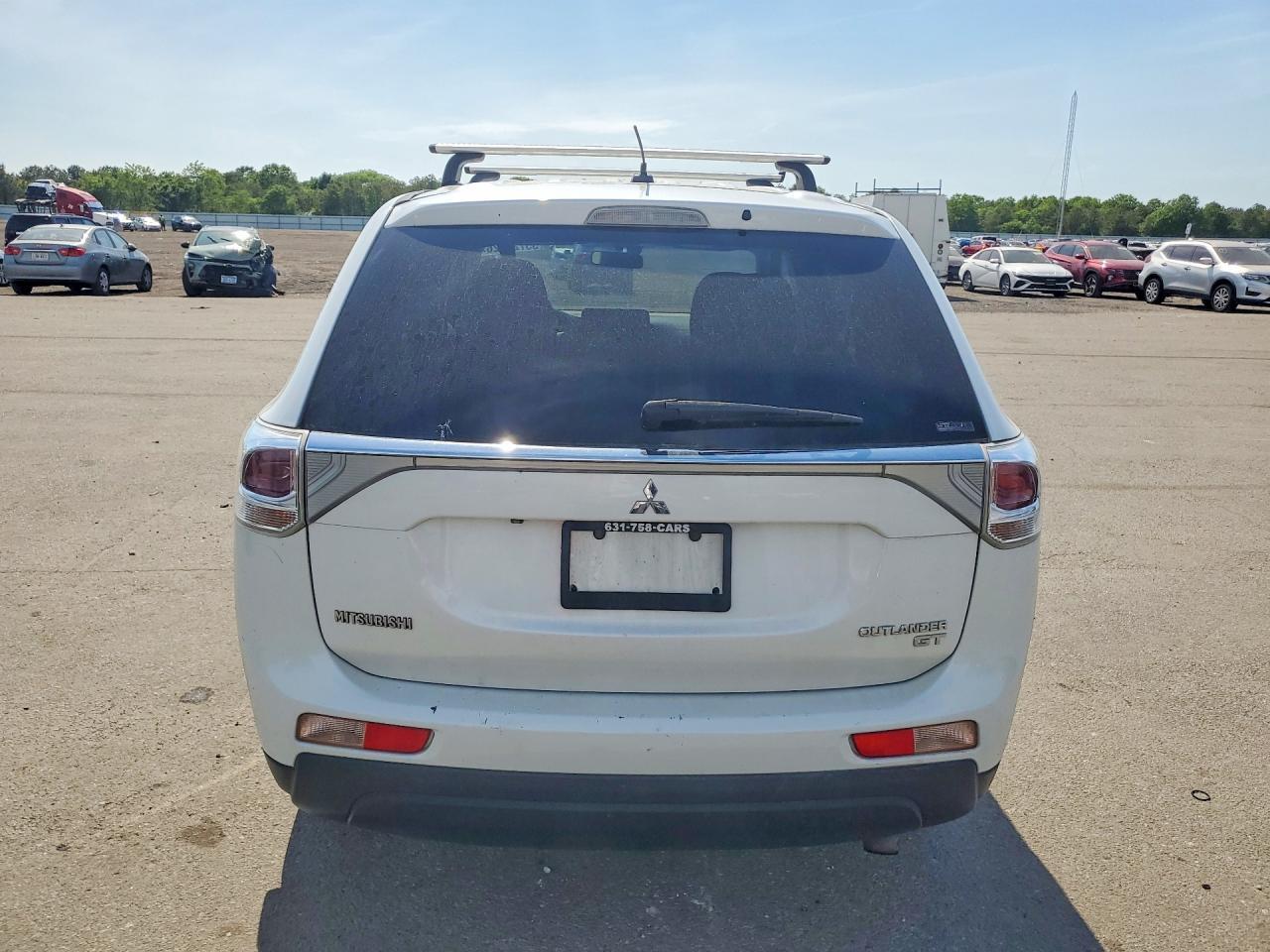 2014 MITSUBISHI outlander