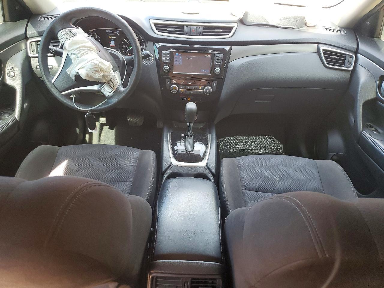 2015 NISSAN ROGUE