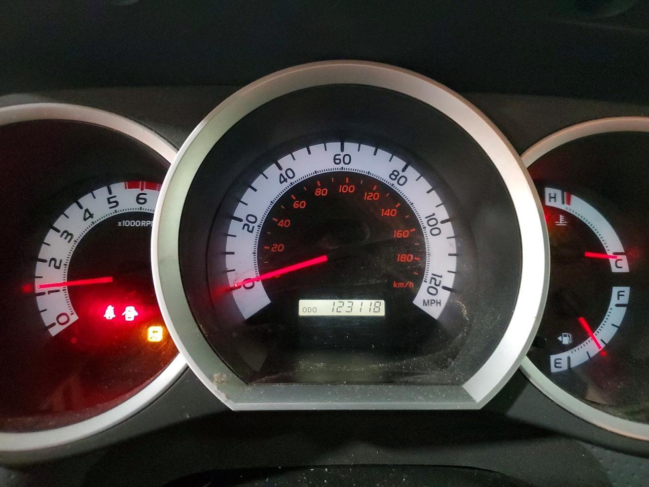 2012 TOYOTA TACOMA