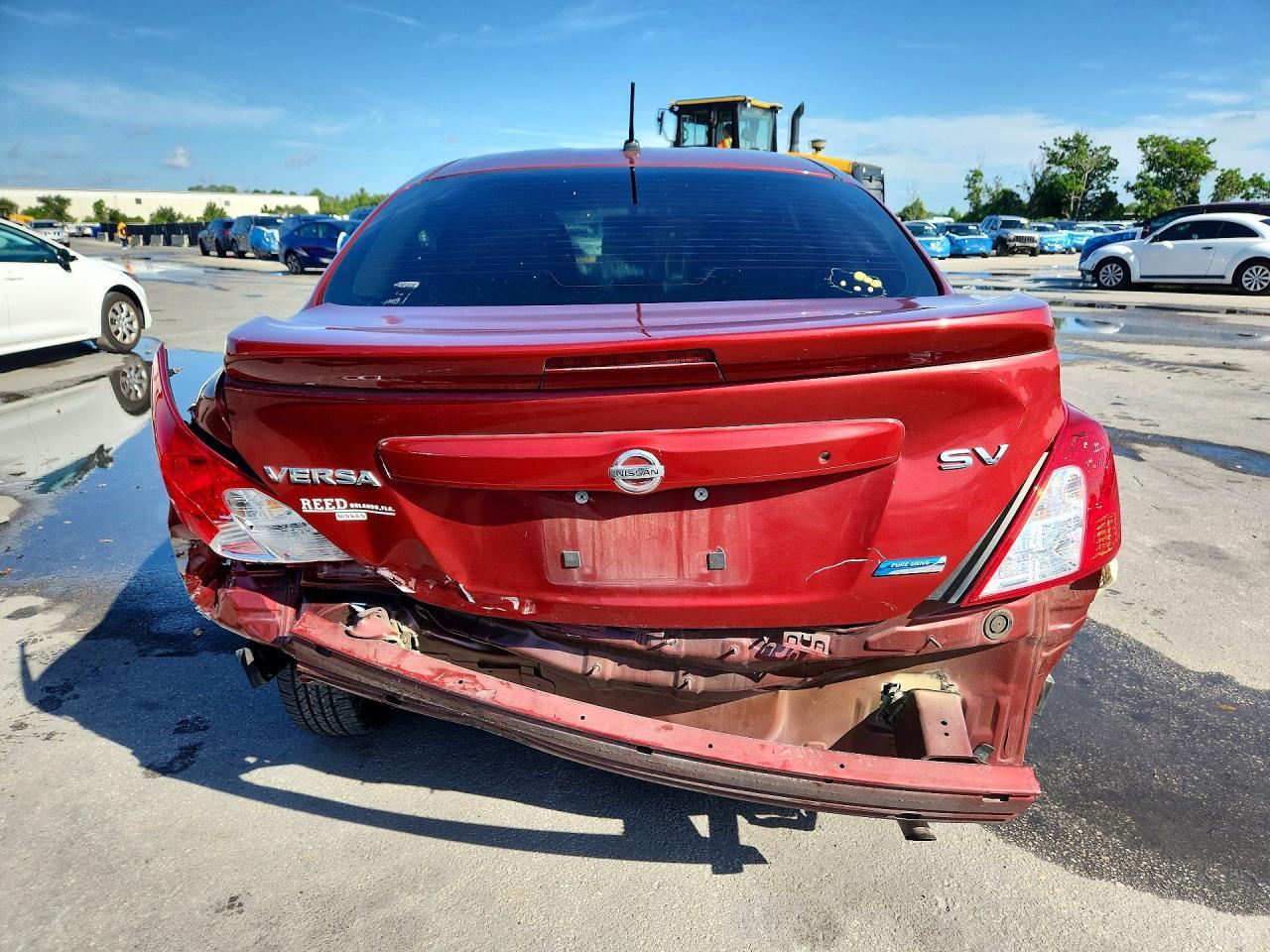 2016 NISSAN VERSA