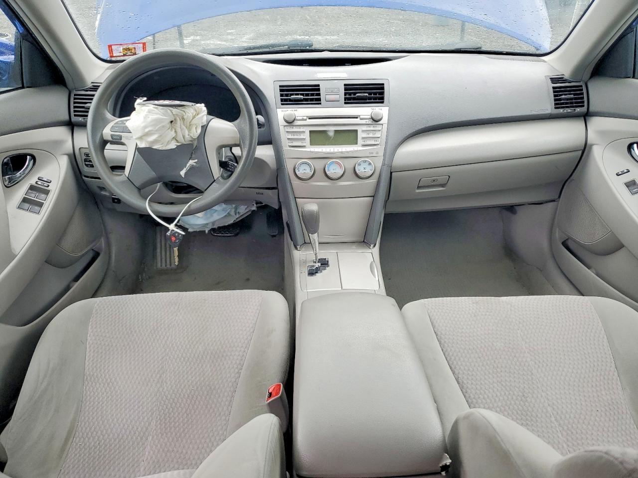 2011 TOYOTA CAMRY
