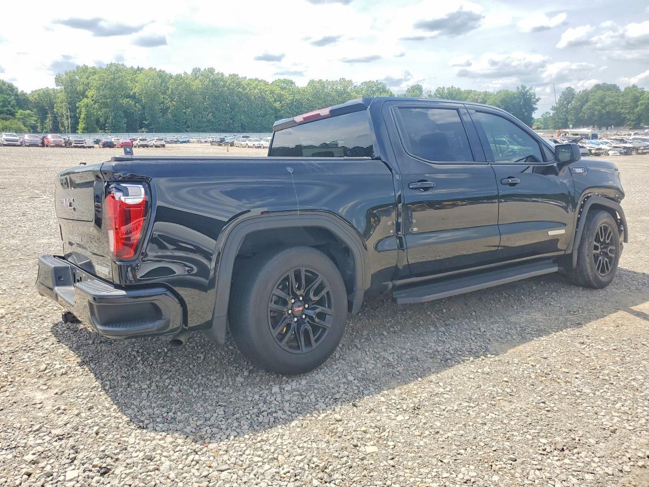2022 GMC Sierra