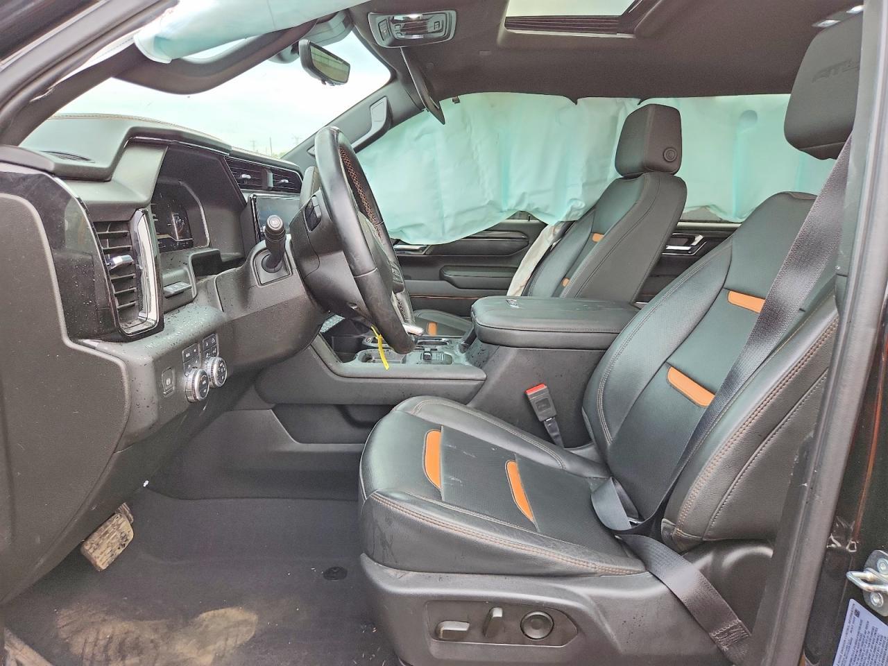 2024 GMC Sierra