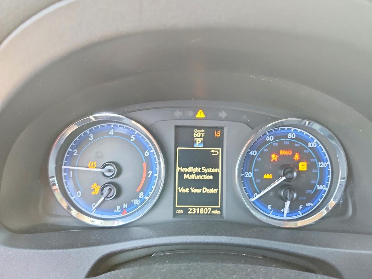 2017 TOYOTA COROLLA