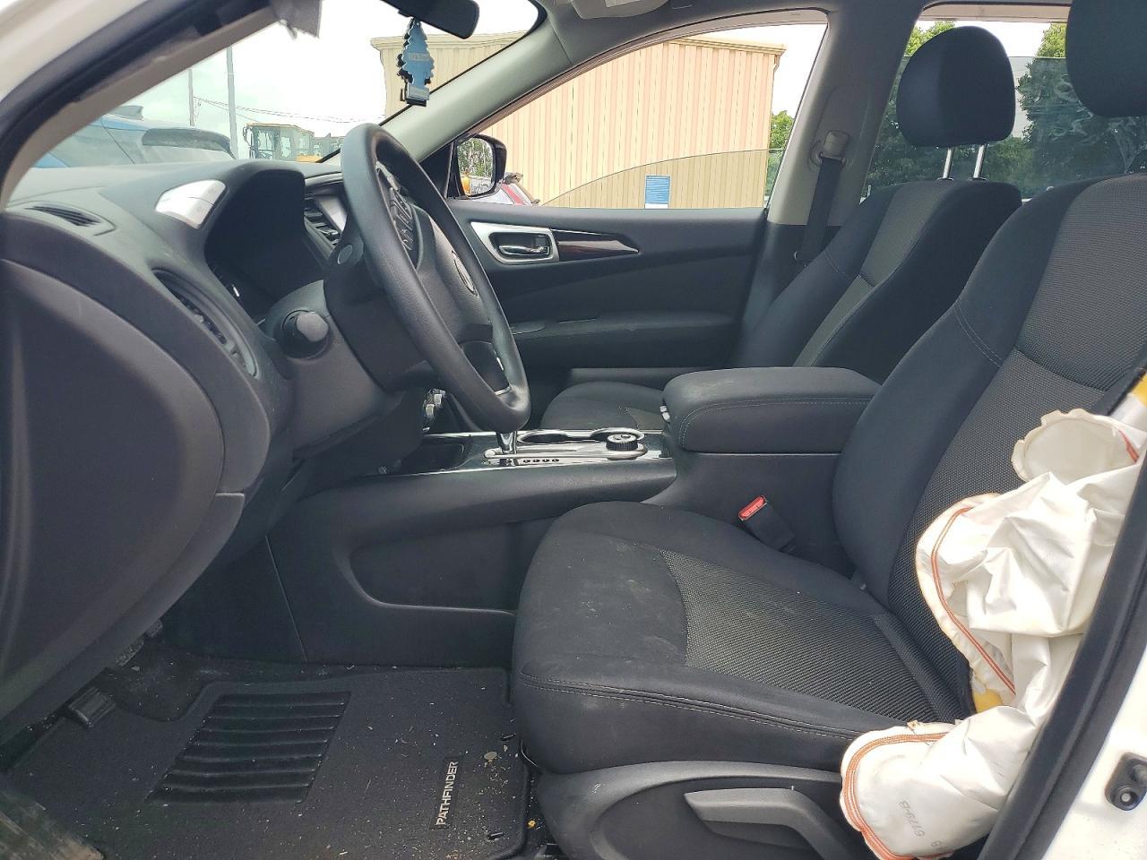 2017 NISSAN PATHFINDER