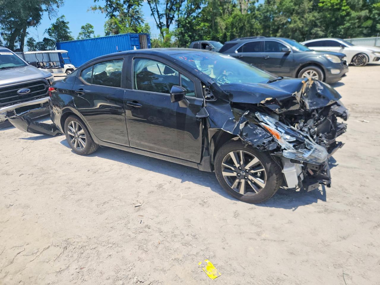 2021 NISSAN VERSA