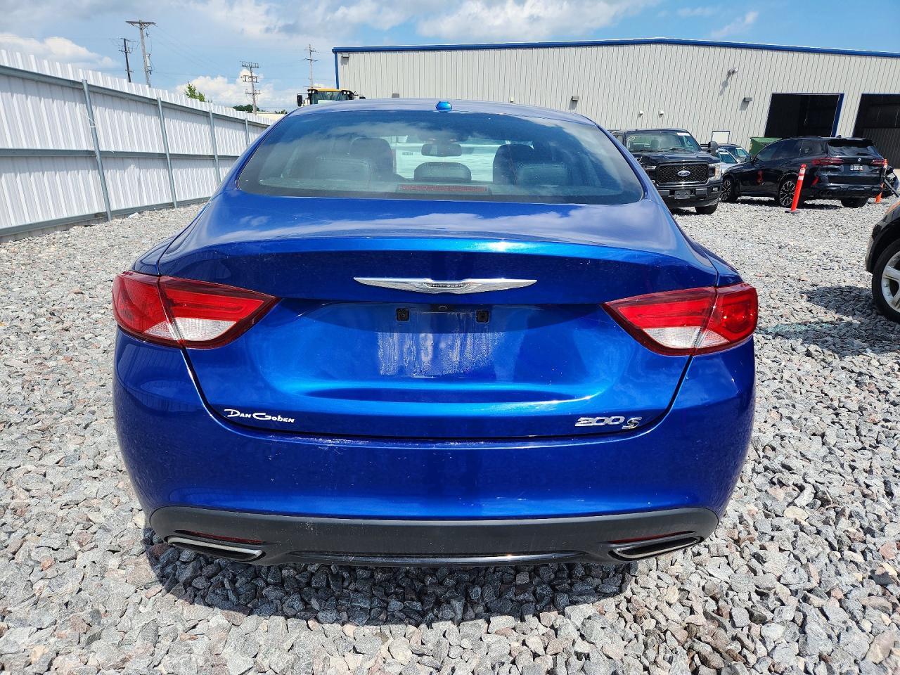 2015 CHRYSLER 200
