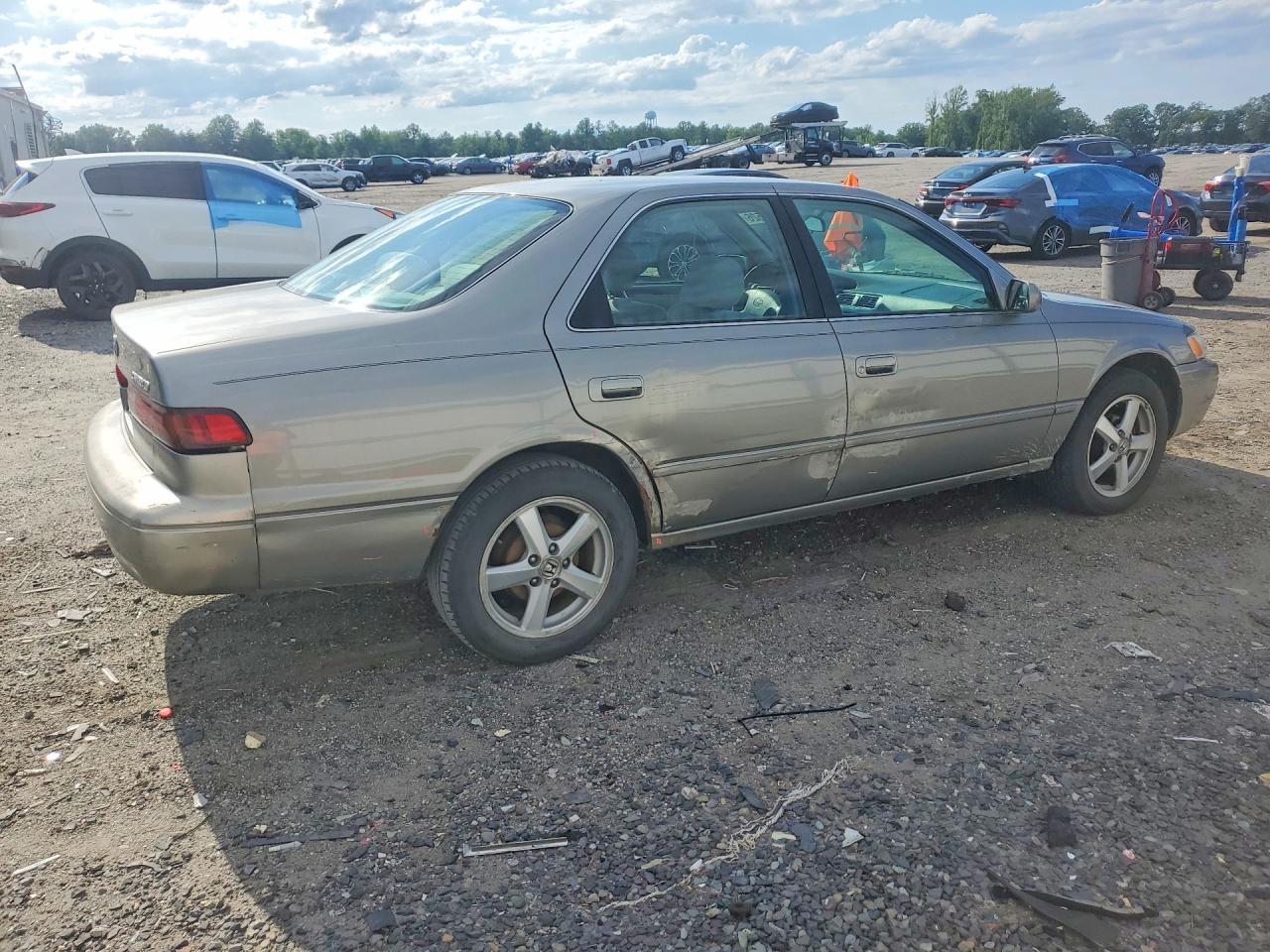 1998 TOYOTA CAMRY