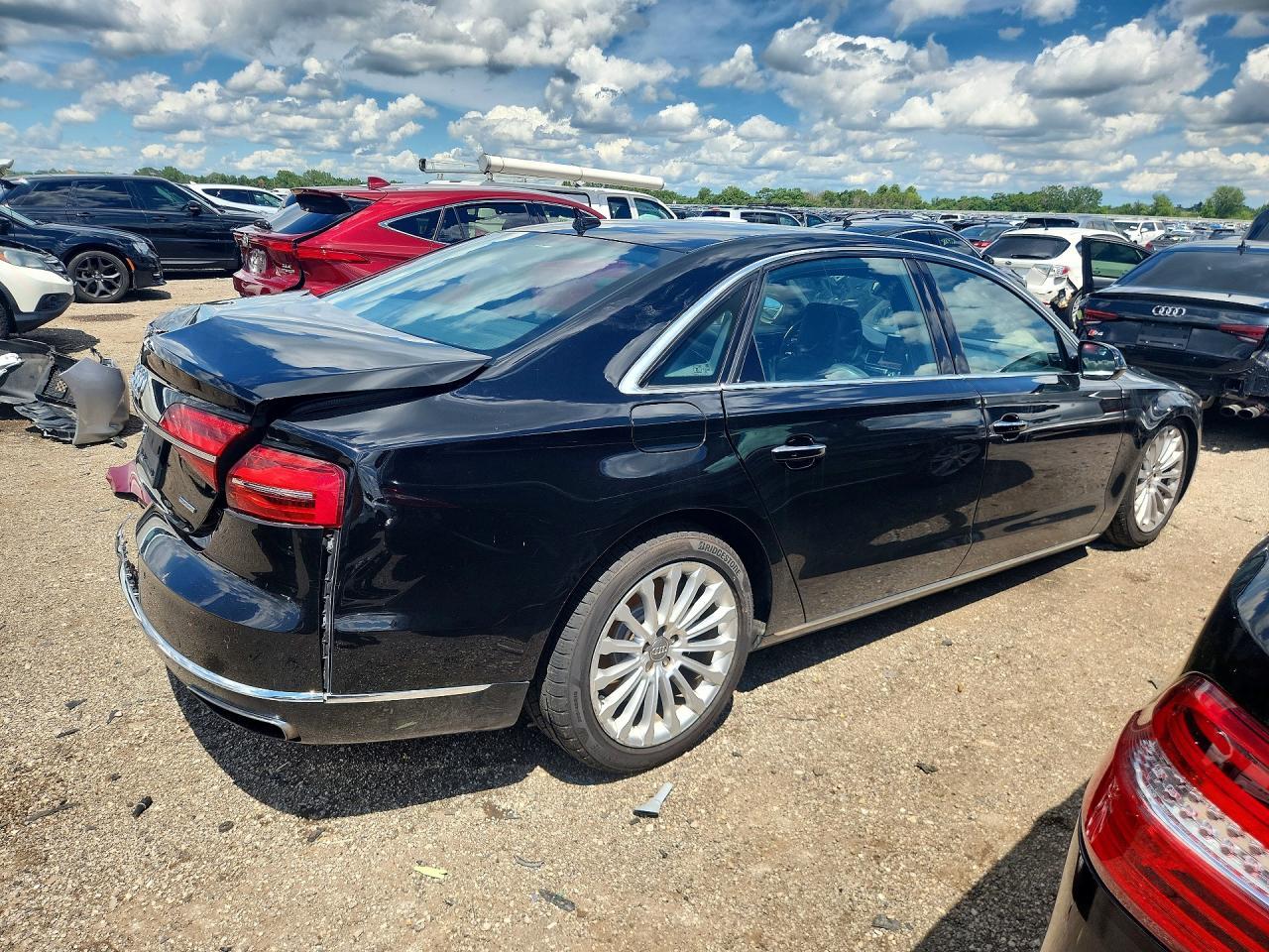 2015 AUDI A8