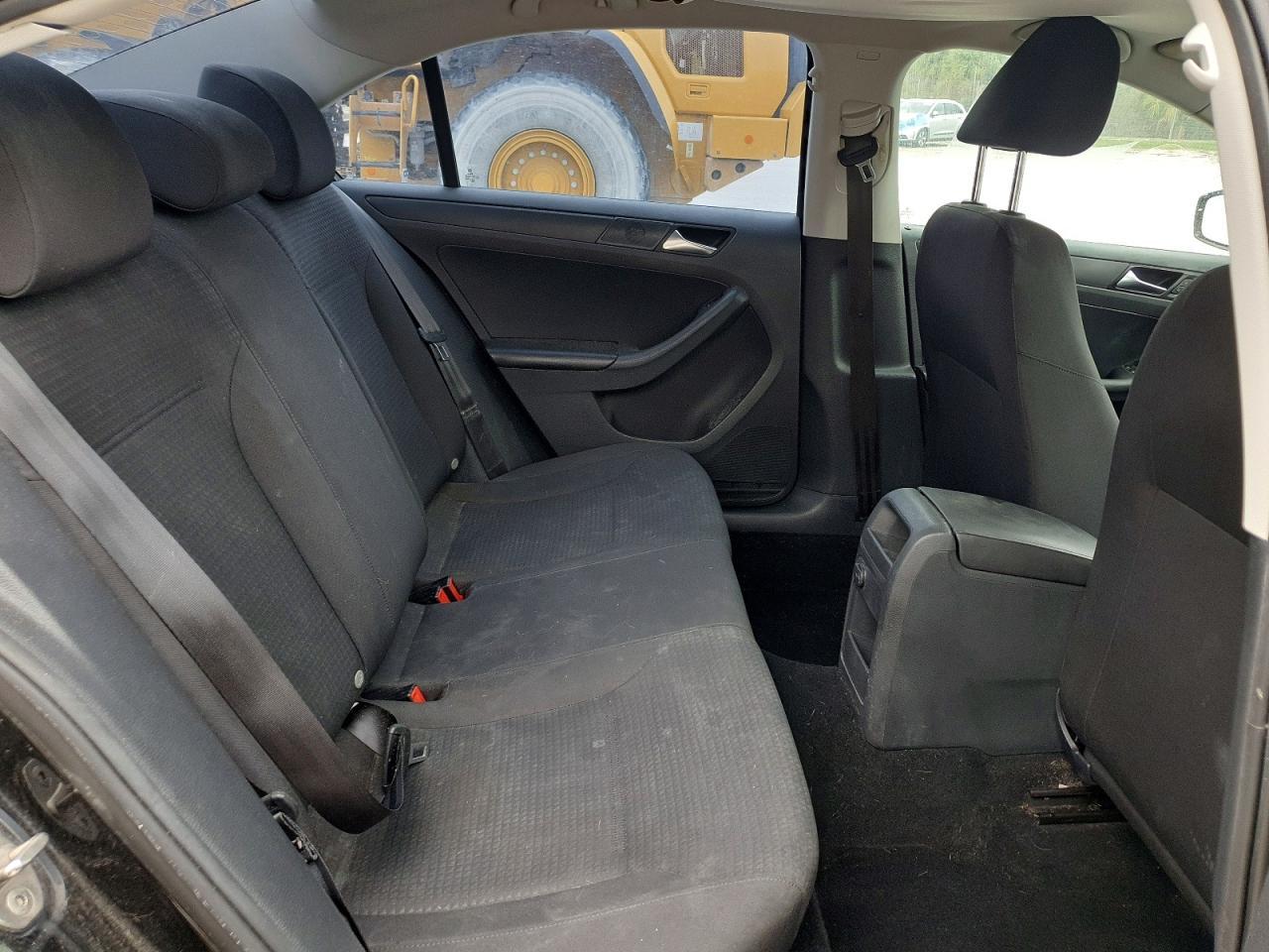 2016 VOLKSWAGEN JETTA
