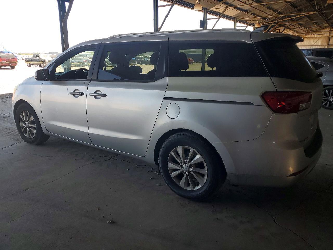 2015 KIA SEDONA