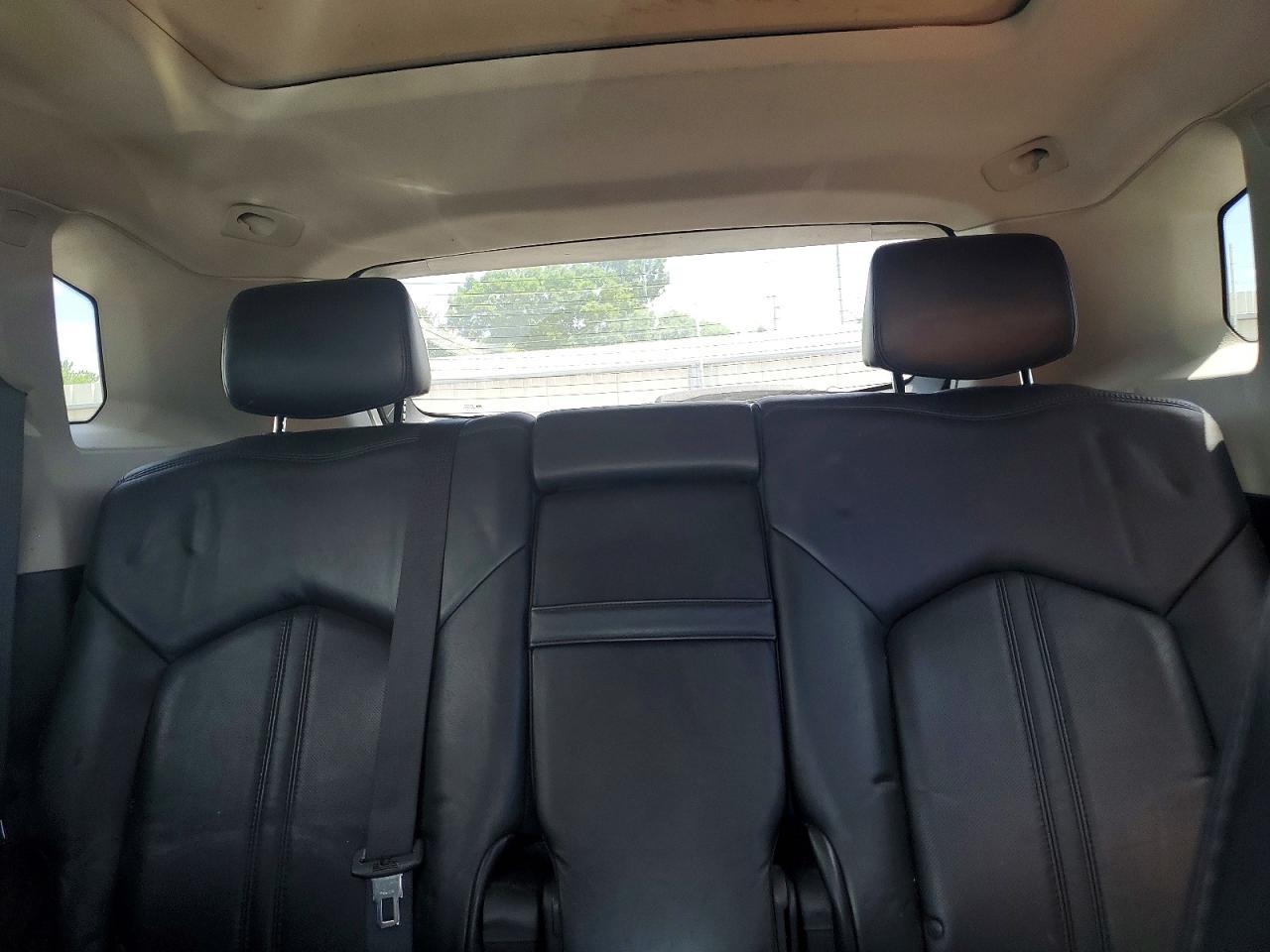2010 CADILLAC SRX