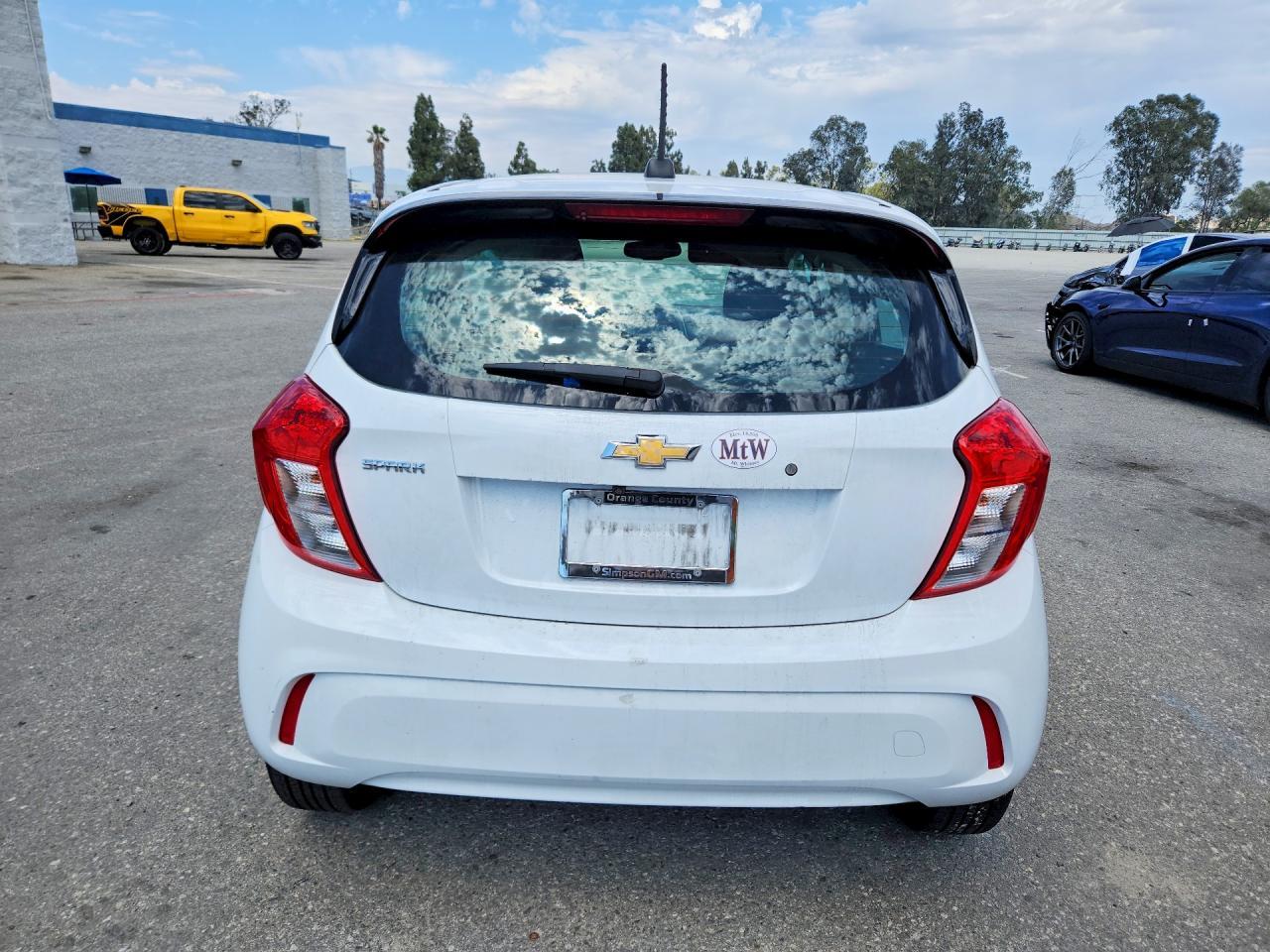 2017 CHEVROLET Spark