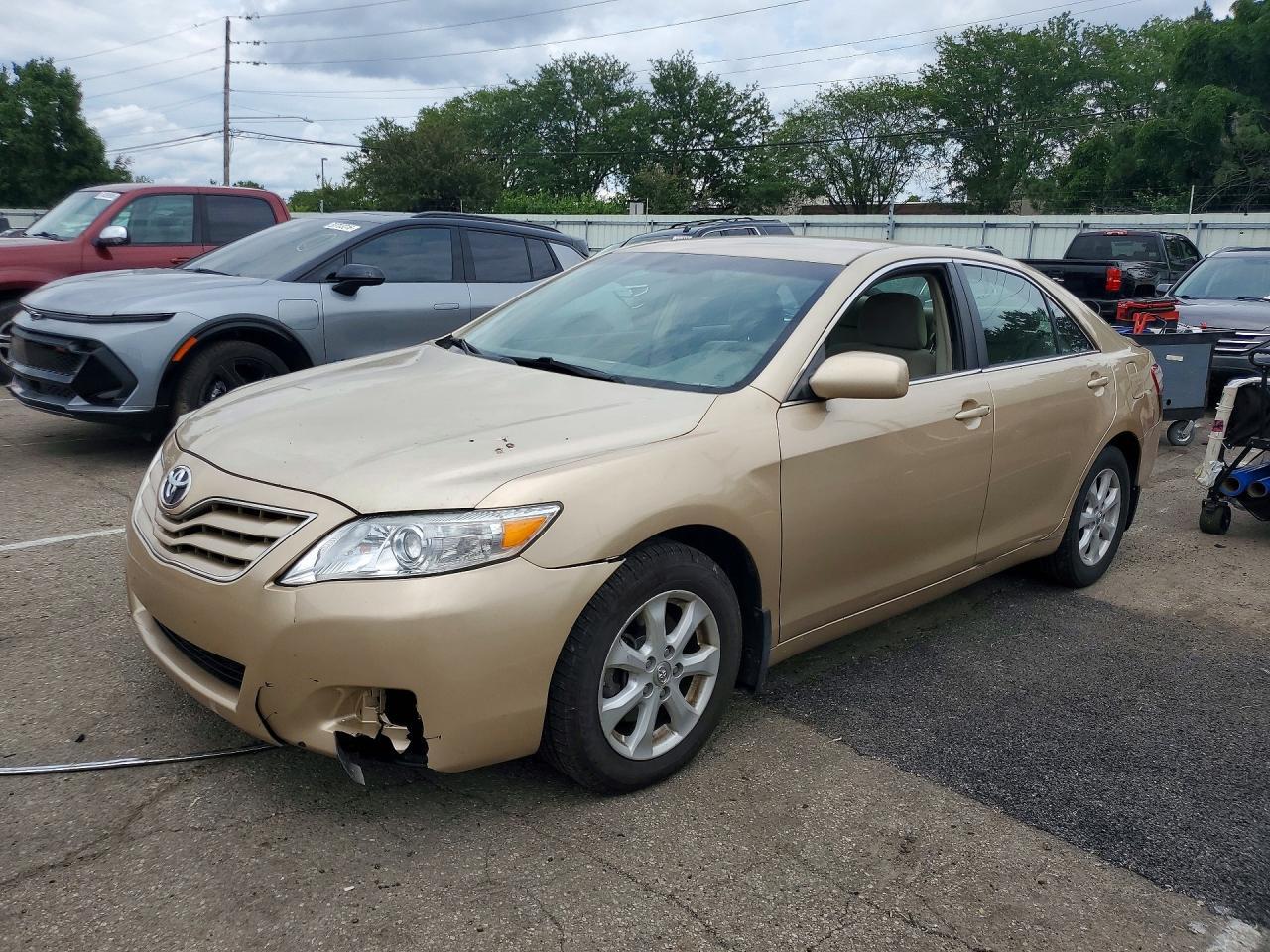2011 TOYOTA CAMRY