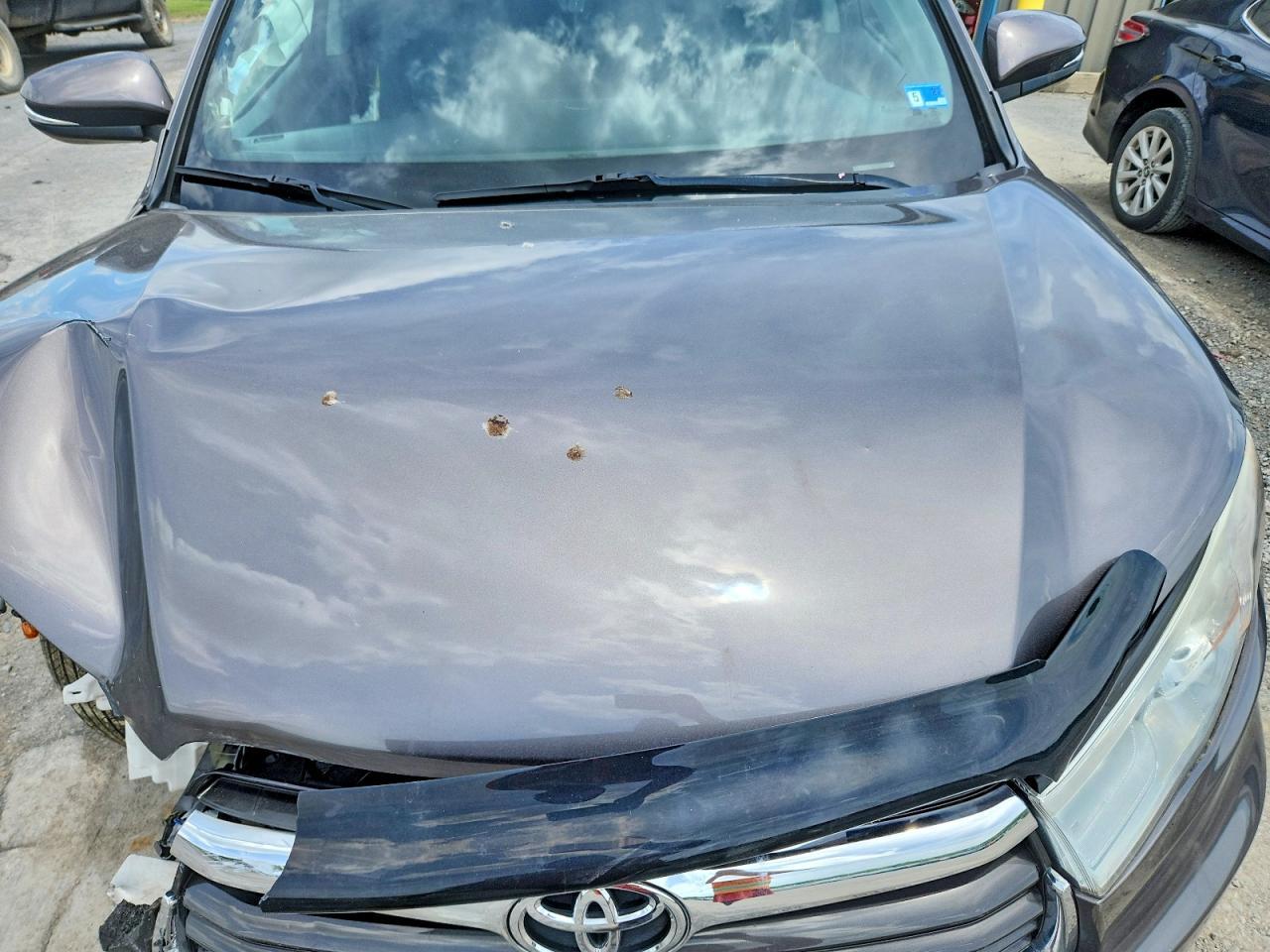 2016 TOYOTA HIGHLANDER