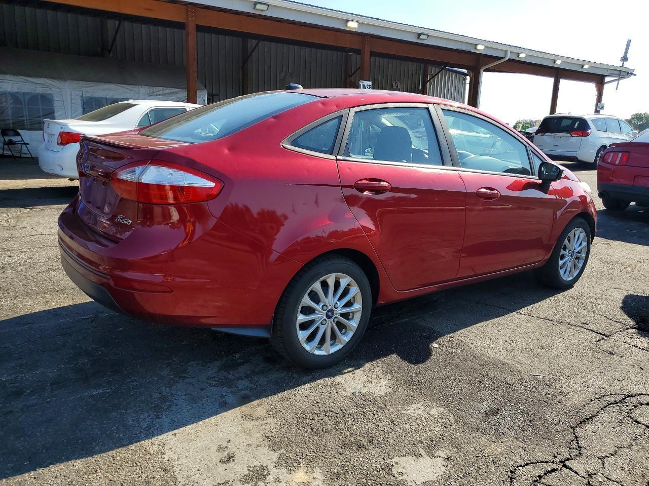 2014 FORD Fiesta