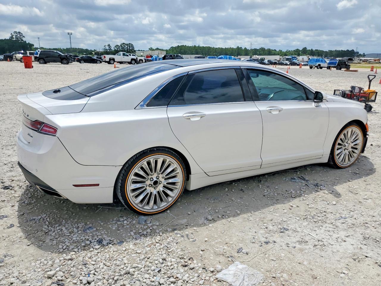 2015 LINCOLN MKZ