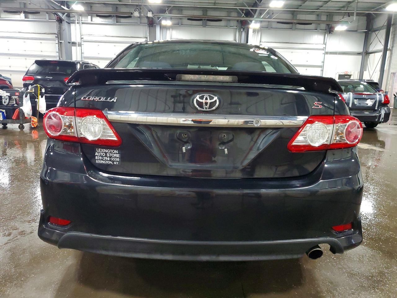 2011 TOYOTA COROLLA