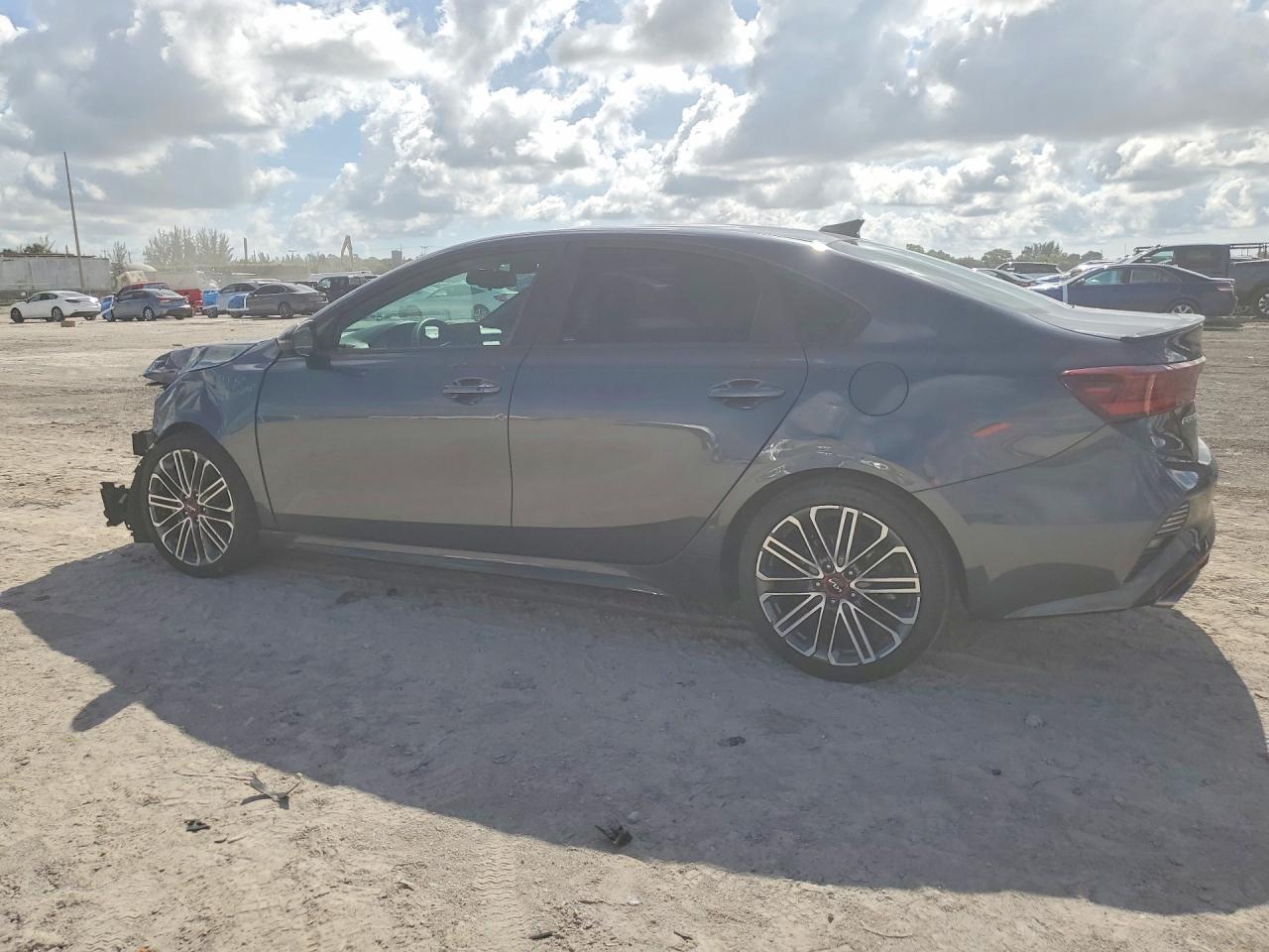 2024 KIA FORTE