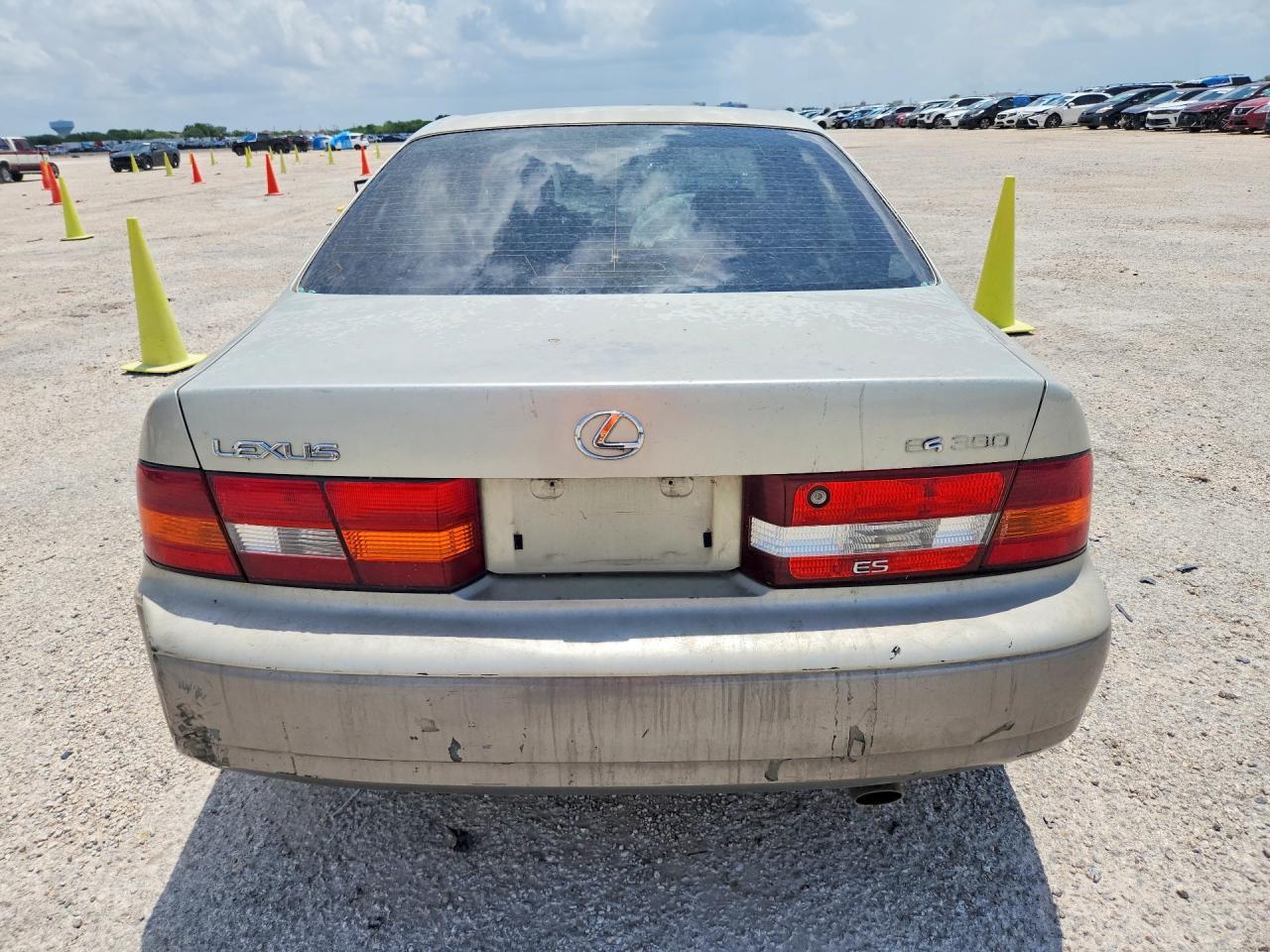 1998 LEXUS Es 300