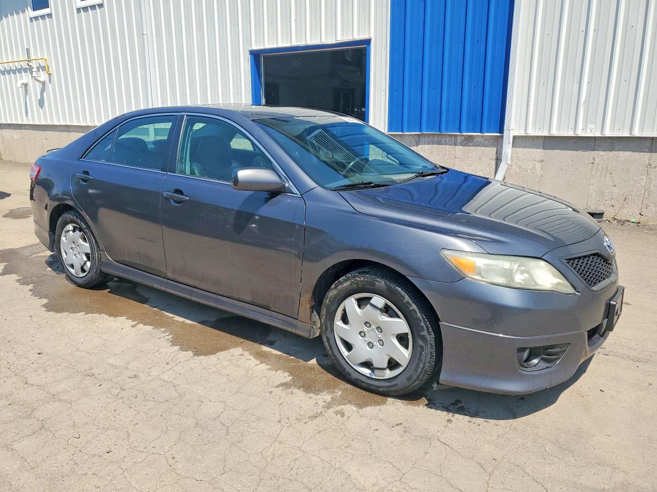 2010 TOYOTA CAMRY