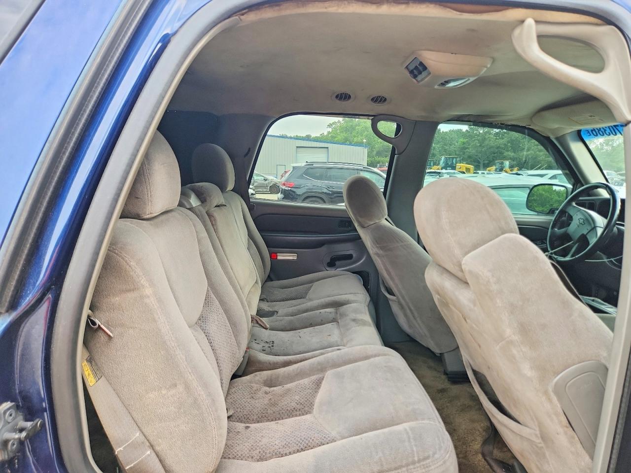 2003 CHEVROLET Tahoe
