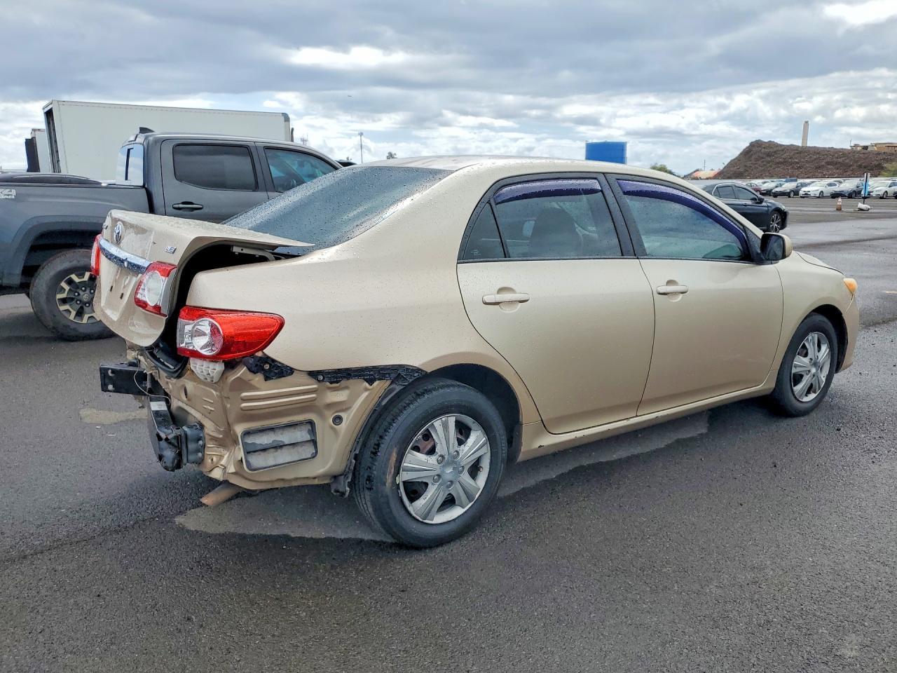 2011 TOYOTA COROLLA