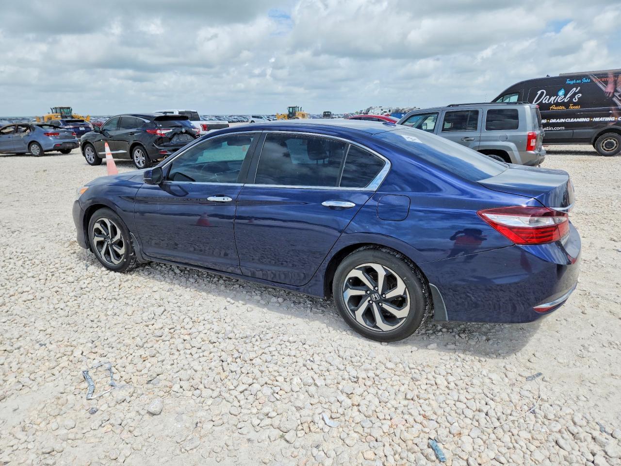2017 HONDA ACCORD