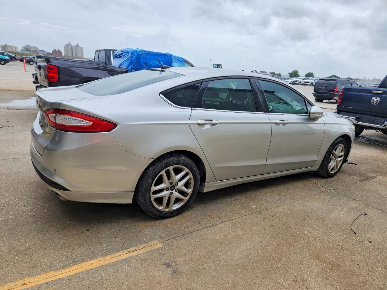 2015 FORD FUSION