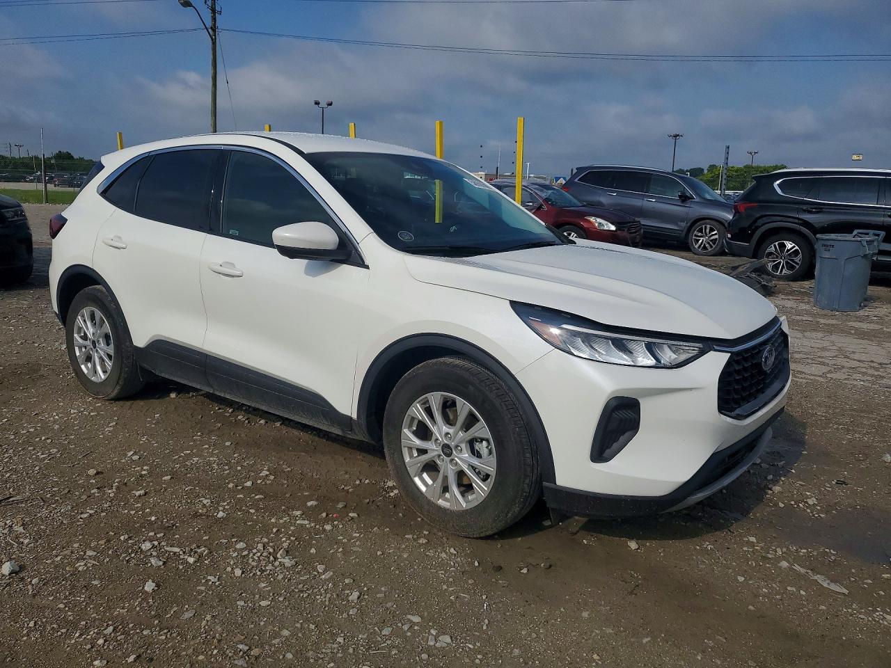 2023 FORD ESCAPE