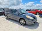 2010 TOYOTA SIENNA