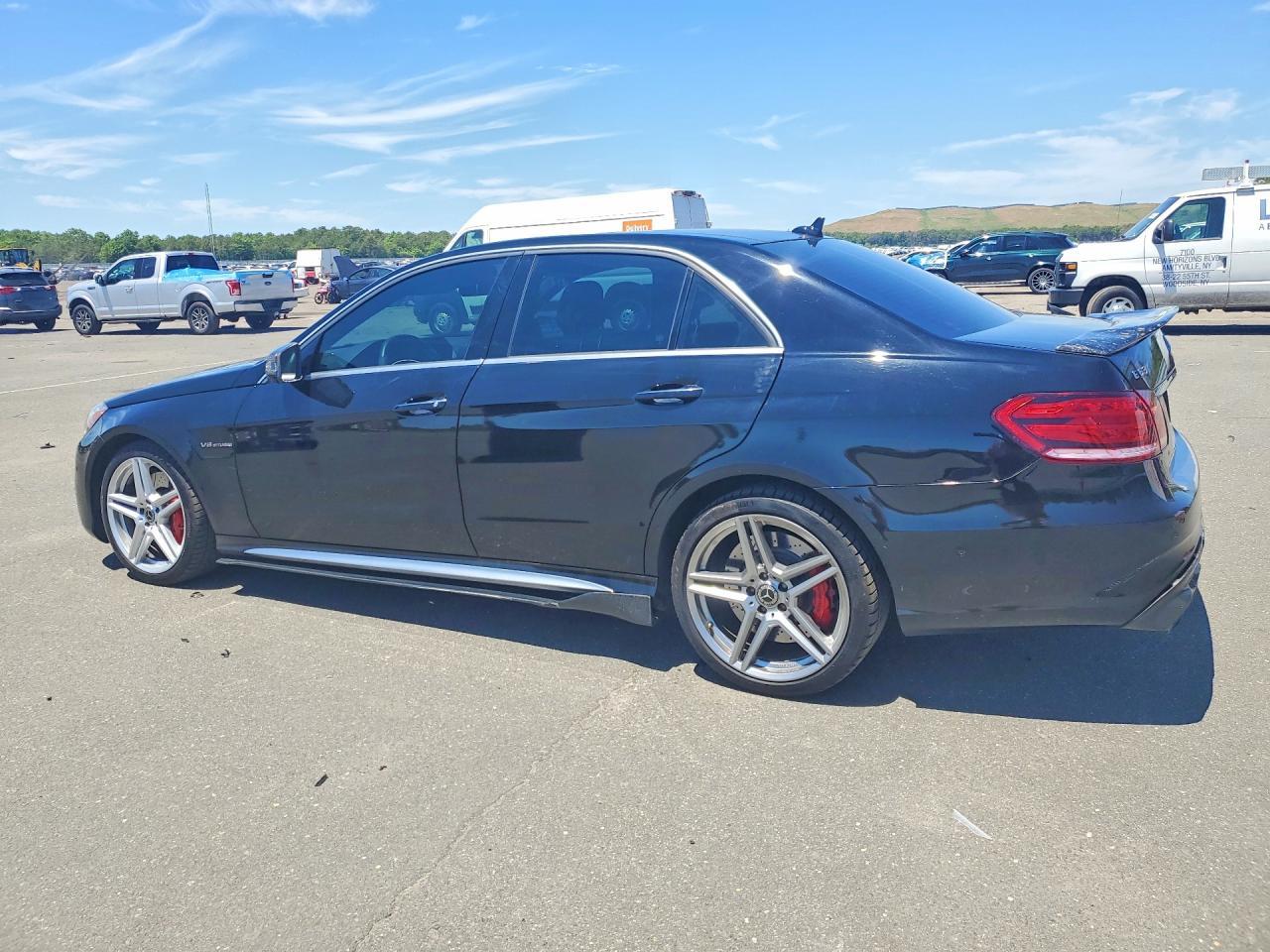 2016 MERCEDES-BENZ E-Class