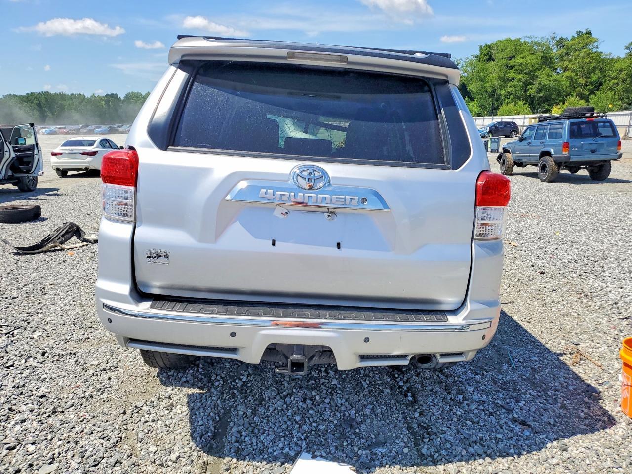 2011 TOYOTA 4Runner