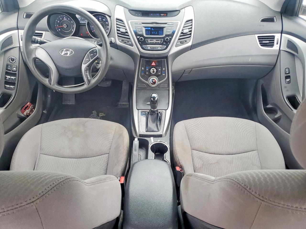 2016 HYUNDAI ELANTRA