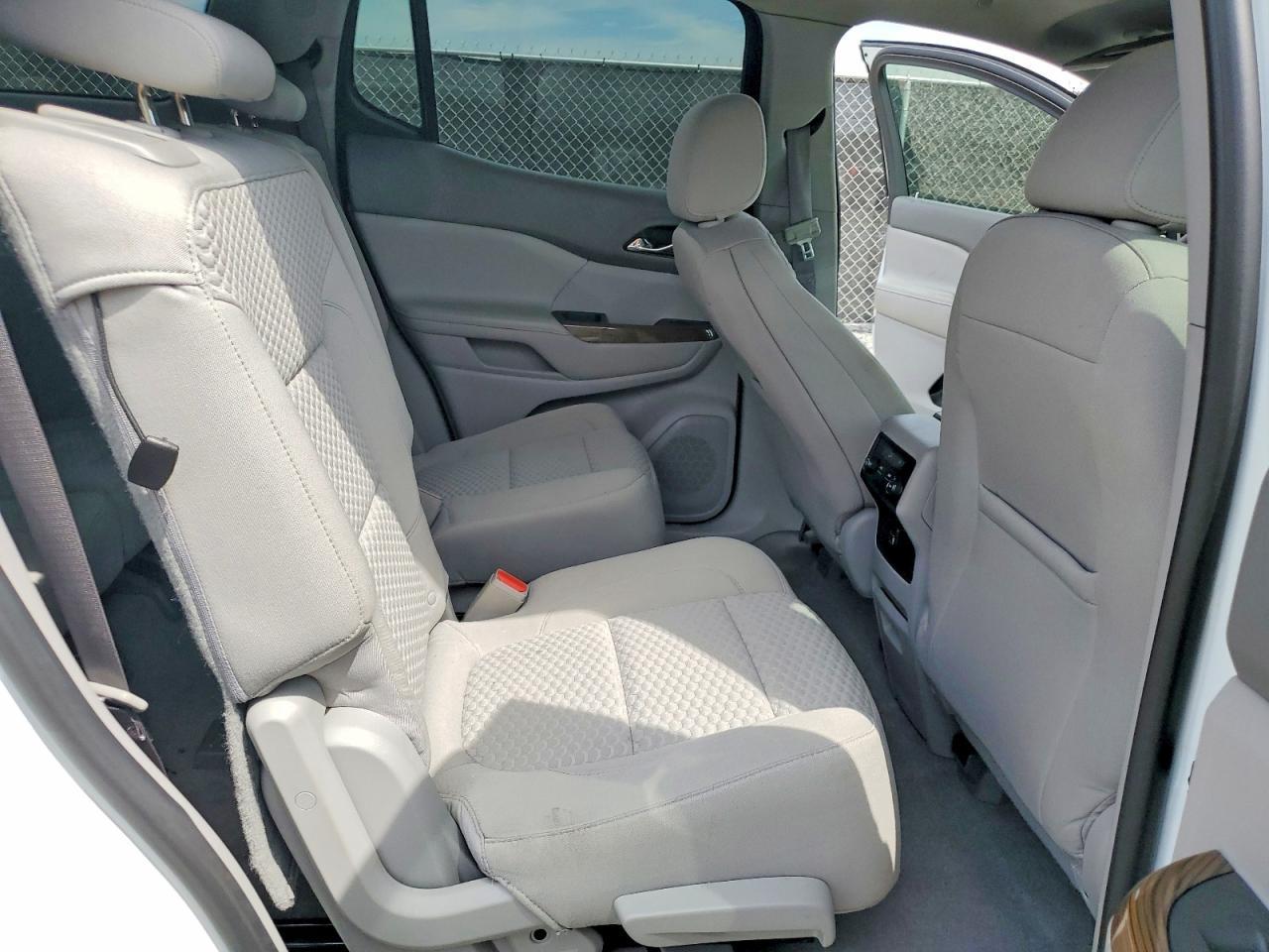 2017 GMC ACADIA