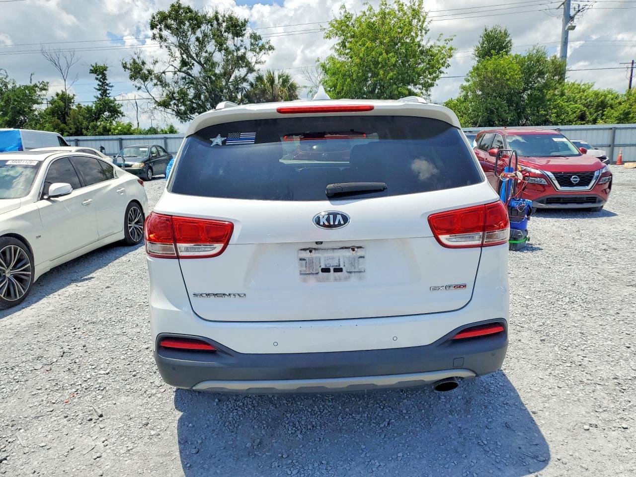 2017 KIA SORENTO