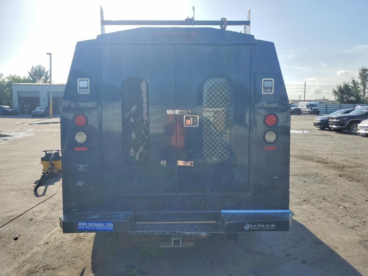 2013 FORD Econoline E350