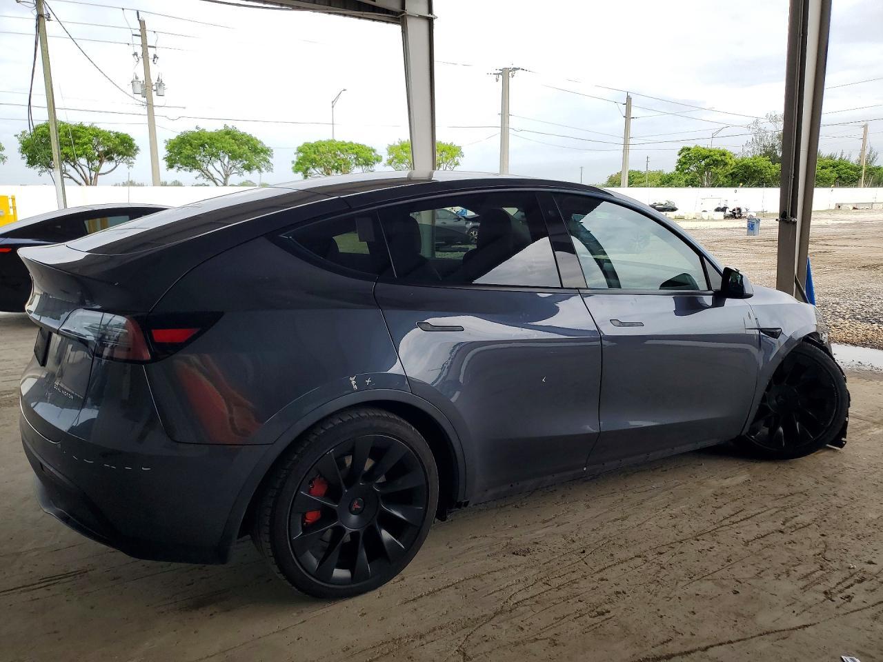 2020 TESLA MODEL Y