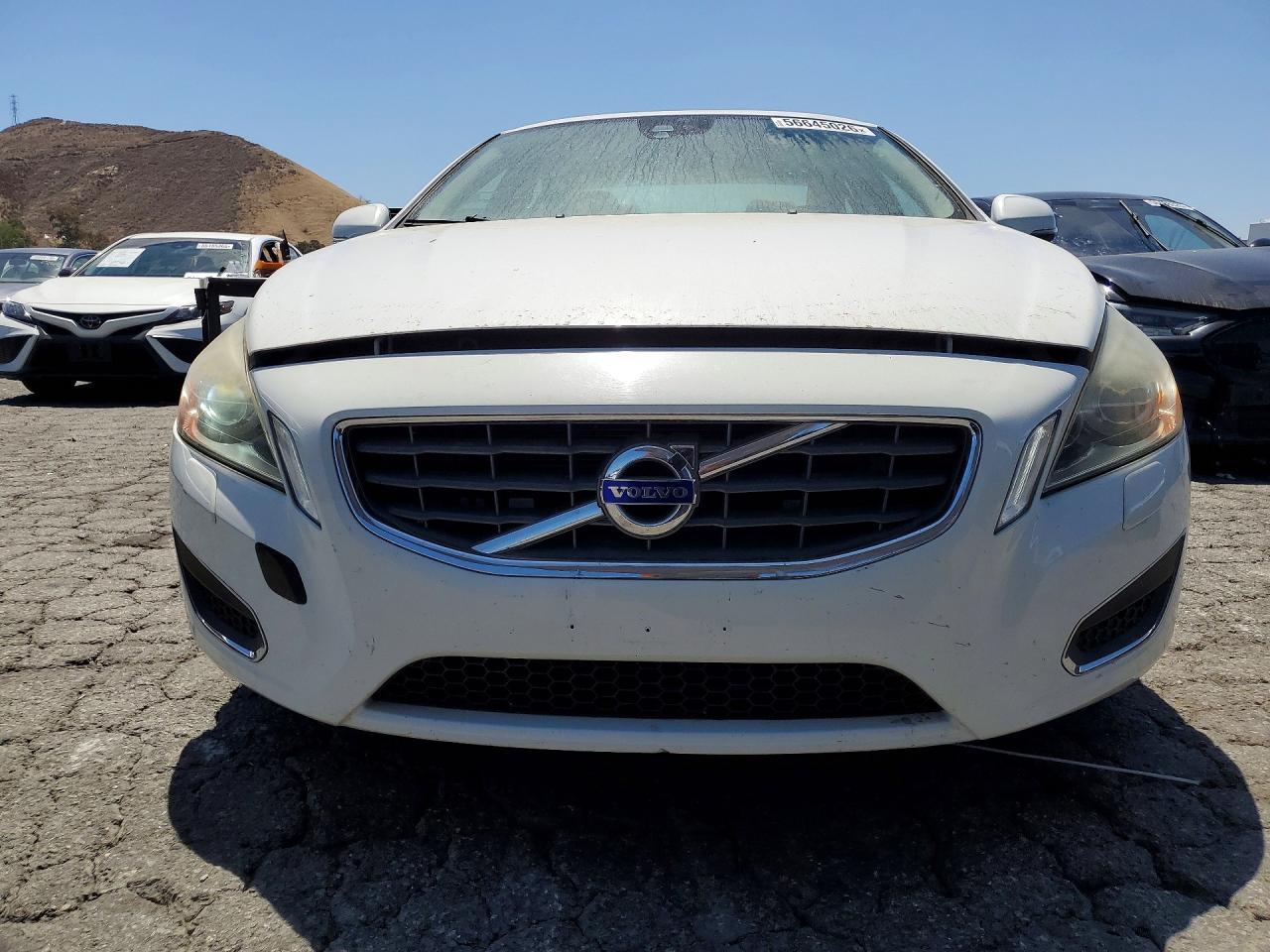 2011 VOLVO S60
