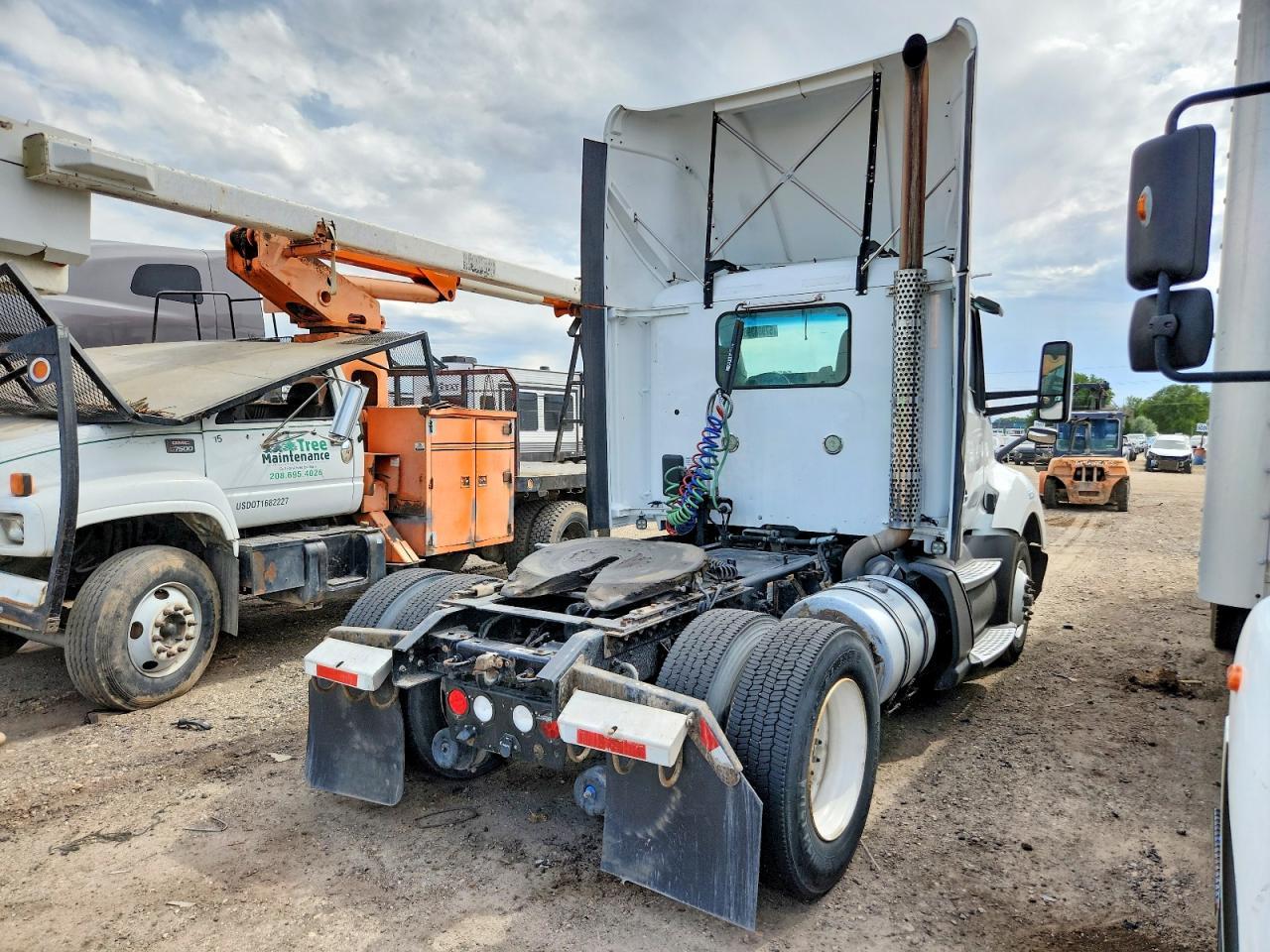 2016 KENWORTH T680