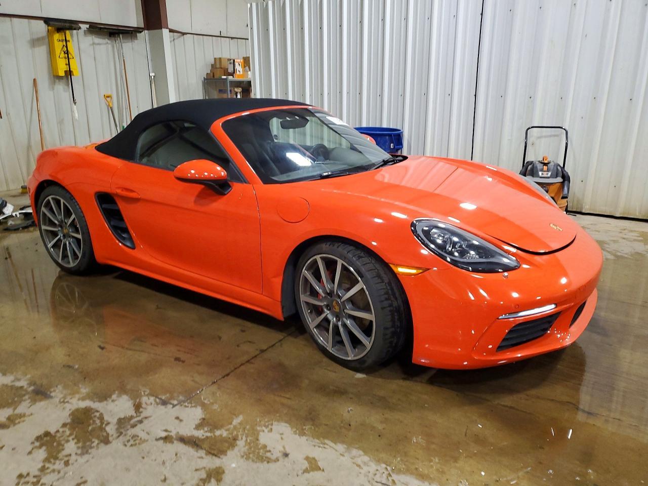 2017 PORSCHE Boxster