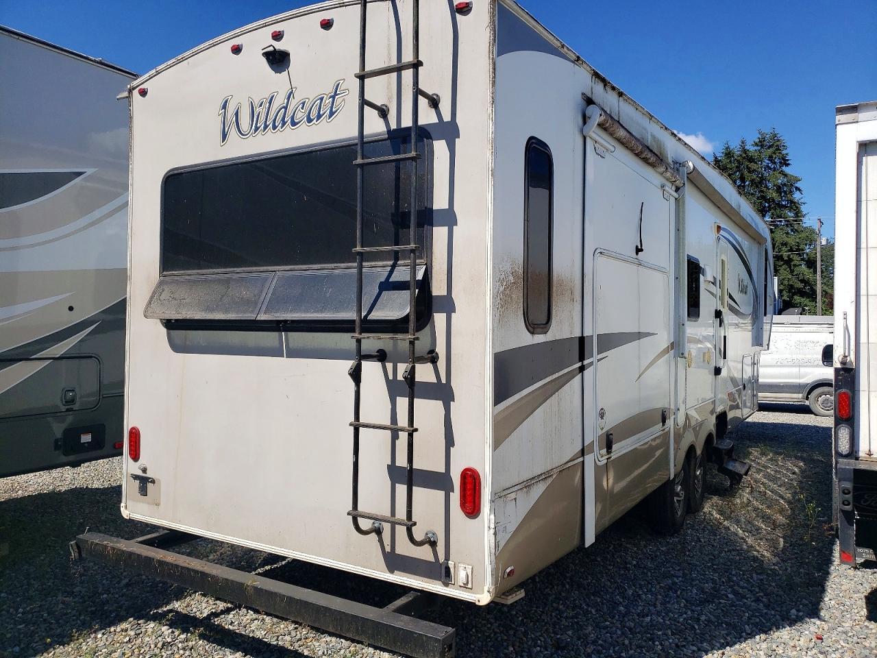 2015 WILDCAT Fifth Wheel